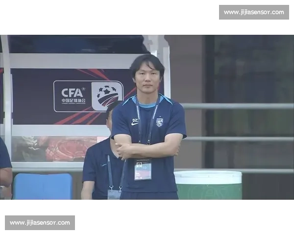 三镇主场鏖战逼平争冠热门 邓卓翔:足球的魅力在于永不言弃 三镇主场鏖战逼平争冠热门 邓卓翔:足球的魅力在于永不言弃